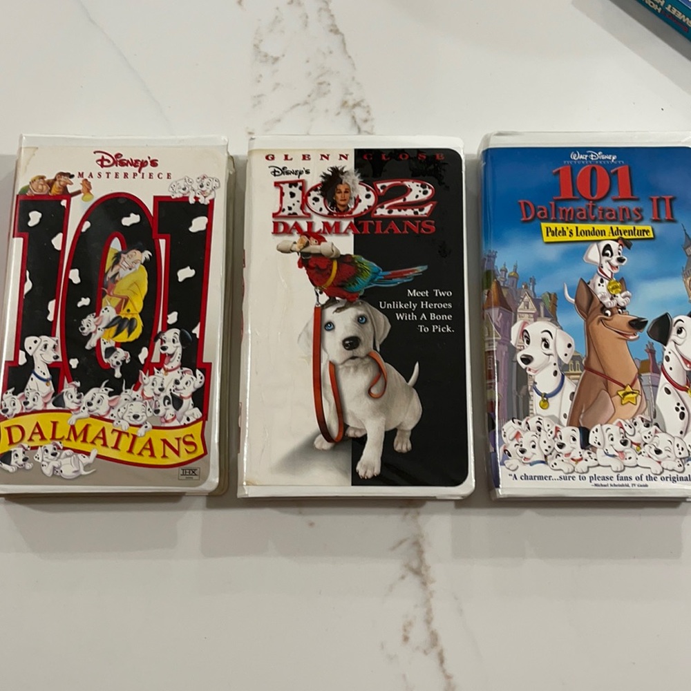 Disney 101 Dalmatians, 102 DALMATIANS & 101 Dal.